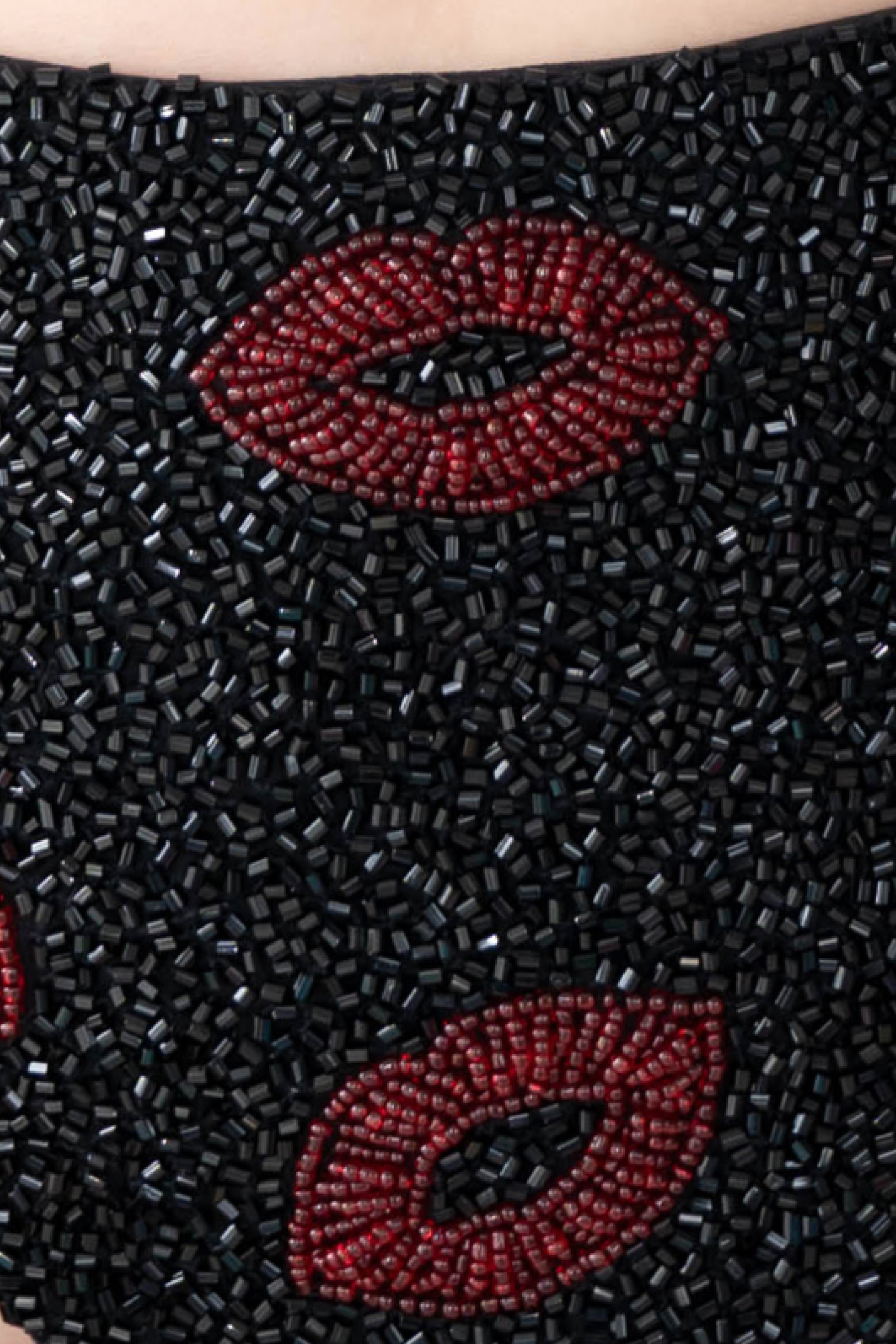 KissBlackBikiniDetail#color_black